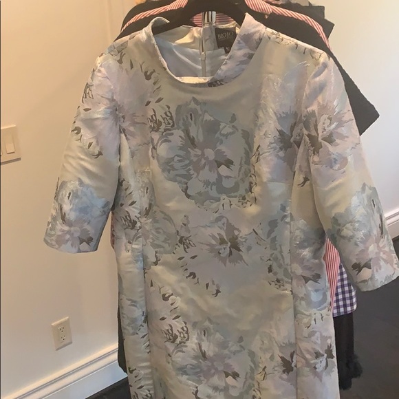 Dress - Picture 2 of 3